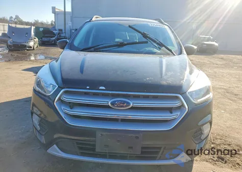 2018 Ford Escape Se z USA, uszkodzony, nr VIN 1FMCU0GD5JUB21106